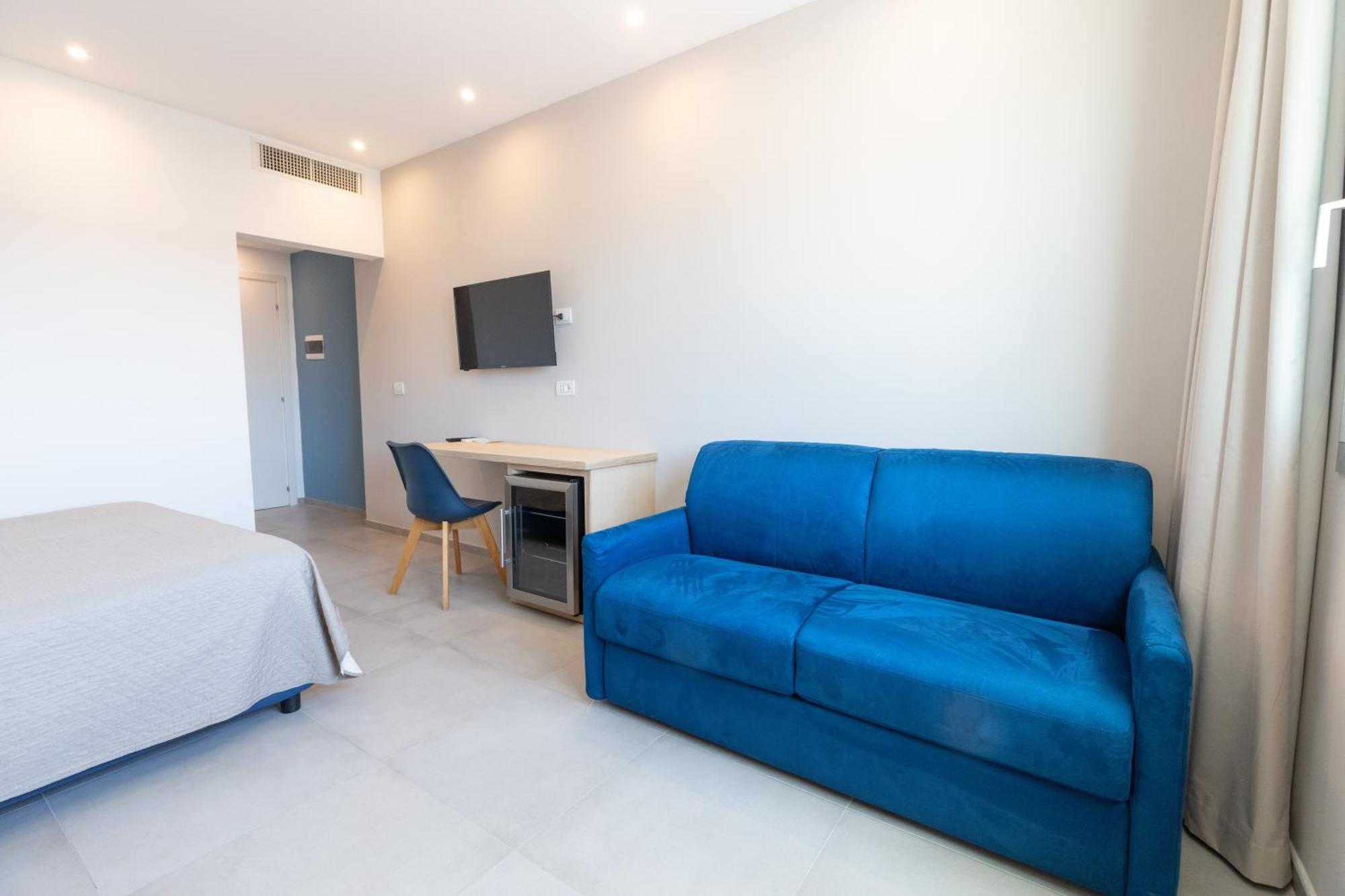Antares Rooms And Suites Ольбия Экстерьер фото